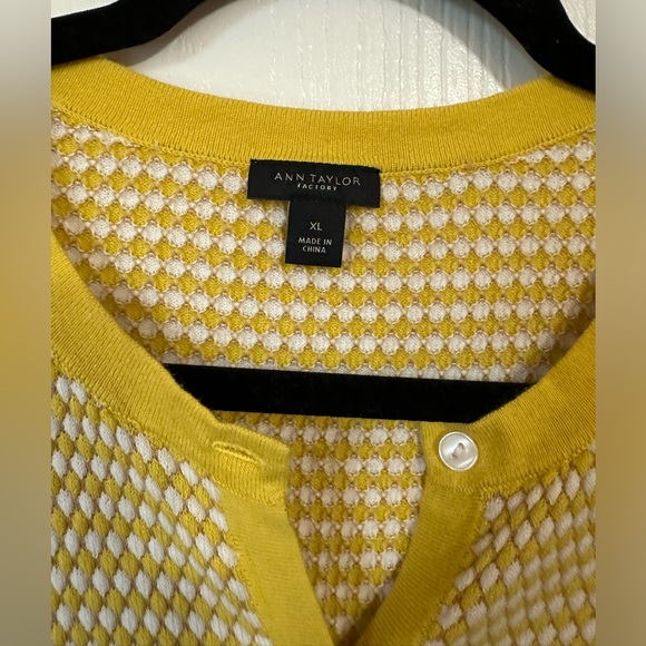 Ann Taylor Cardigan XL - Picture 2 of 6